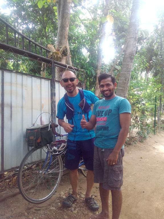 Osheen Family Guest House Polonnaruwa Buitenkant foto